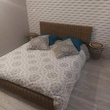 Gite Au Coeur Des Chateaux Monteaux Extérieur photo